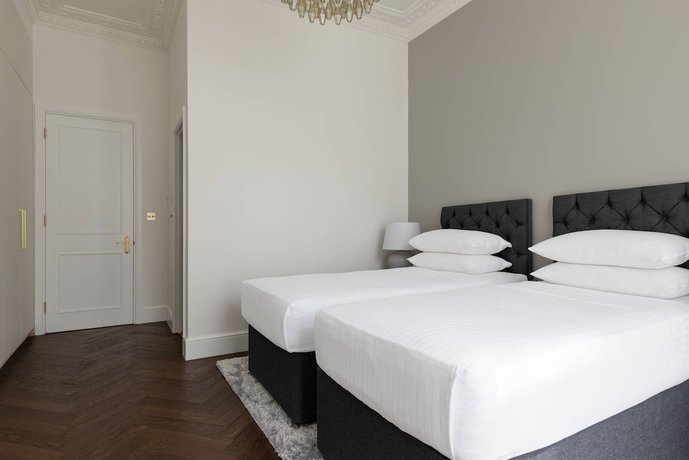 Westbourne Park Road Xviii by Onefinestay