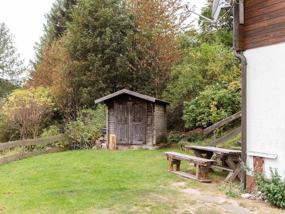 Holzferienhaus in Hinterrod mit Sauna