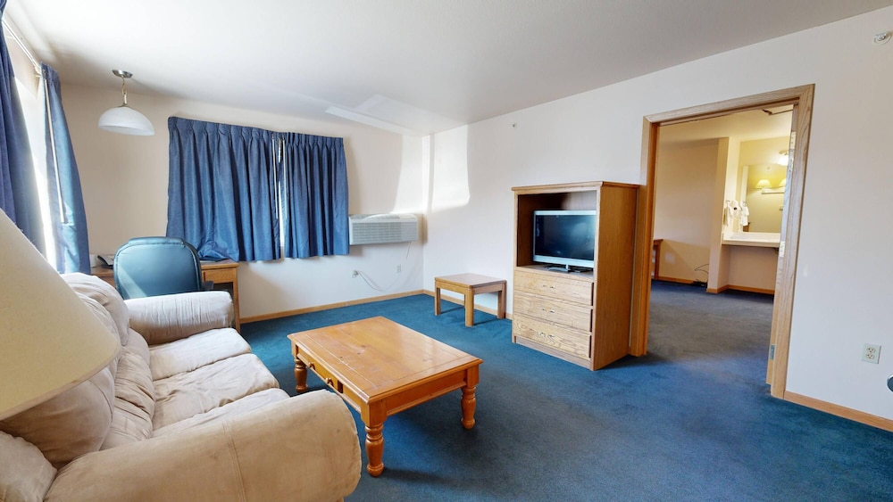 Western Executive Inn