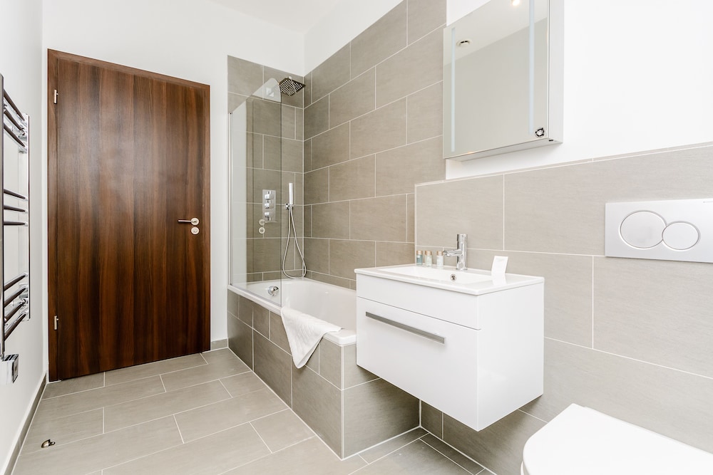 Richmond Ibis House Apartments by Viridian Apartments - Property Image 14