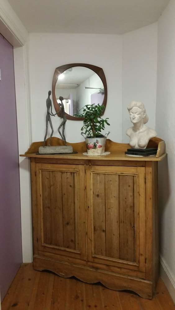 Artists House