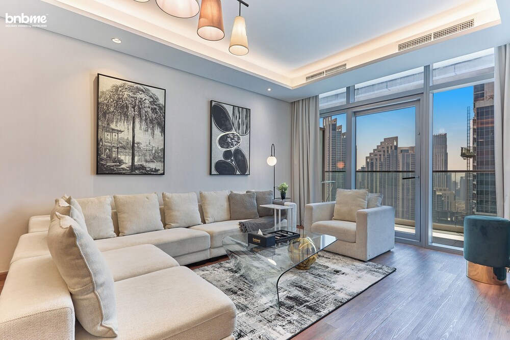 bnbme | Paramount Hotel Midtown | 2 Bdr