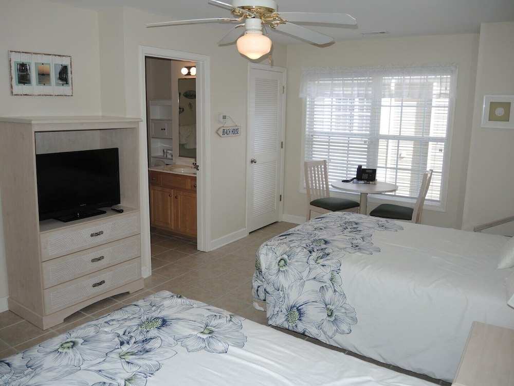 2909 2 Bedroom Villa