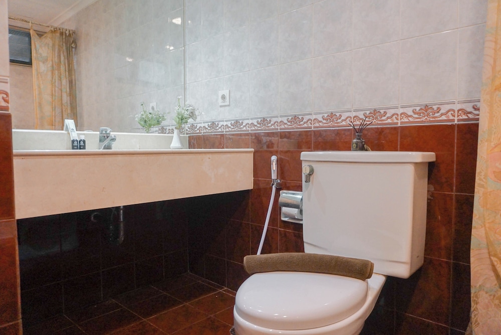 Spacious And Luxury 3Br At Sudirman Tower Condominium Apartment