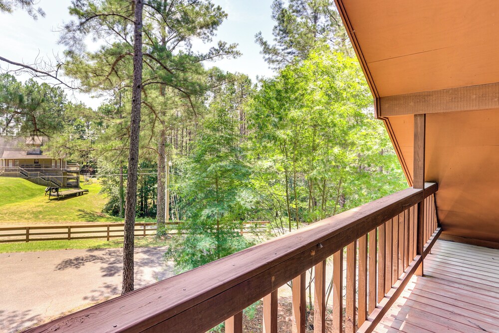 Pickwick Lake Cabin w/ Private Marina Access