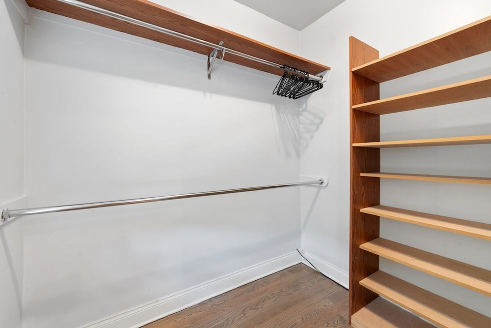 Stylish 2BR Urban Retreat in River West