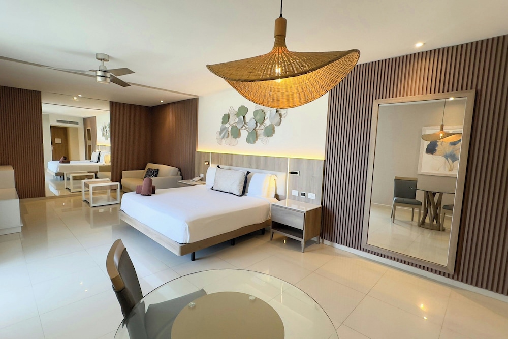 Royalton Hideaway Punta Cana, An Autograph Collection All-Inclusive Resort & Casino – Adults Only