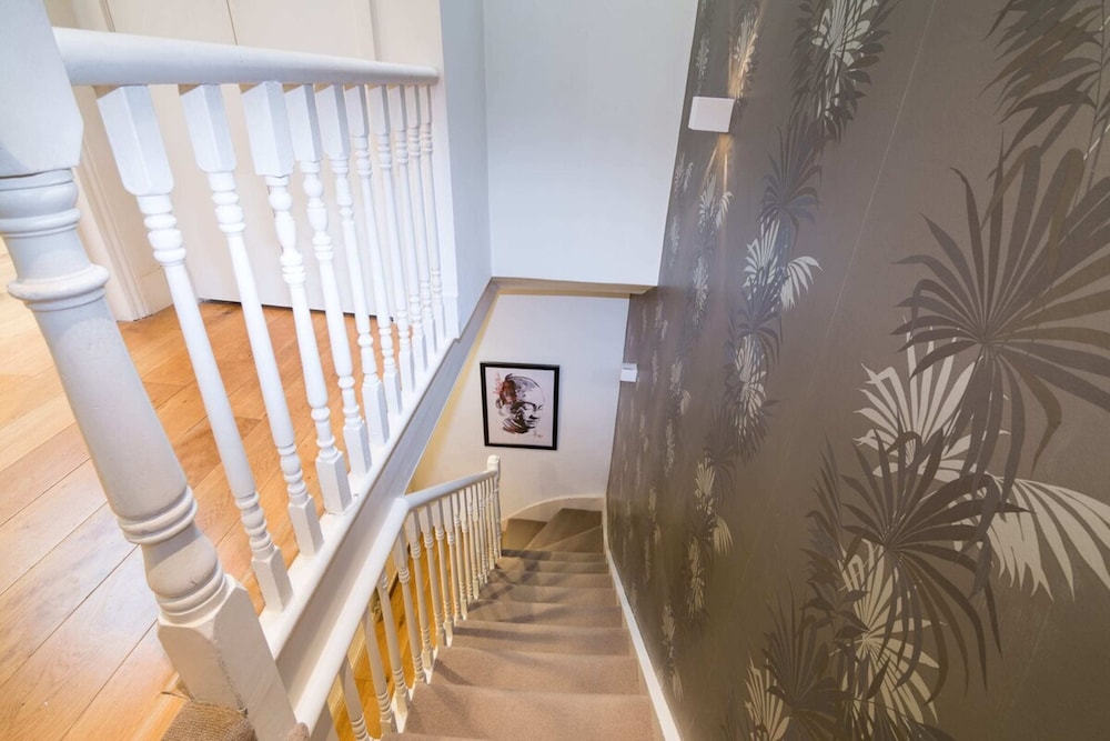 Contemporary 1 Bedroom Flat in Fulham near The Thames