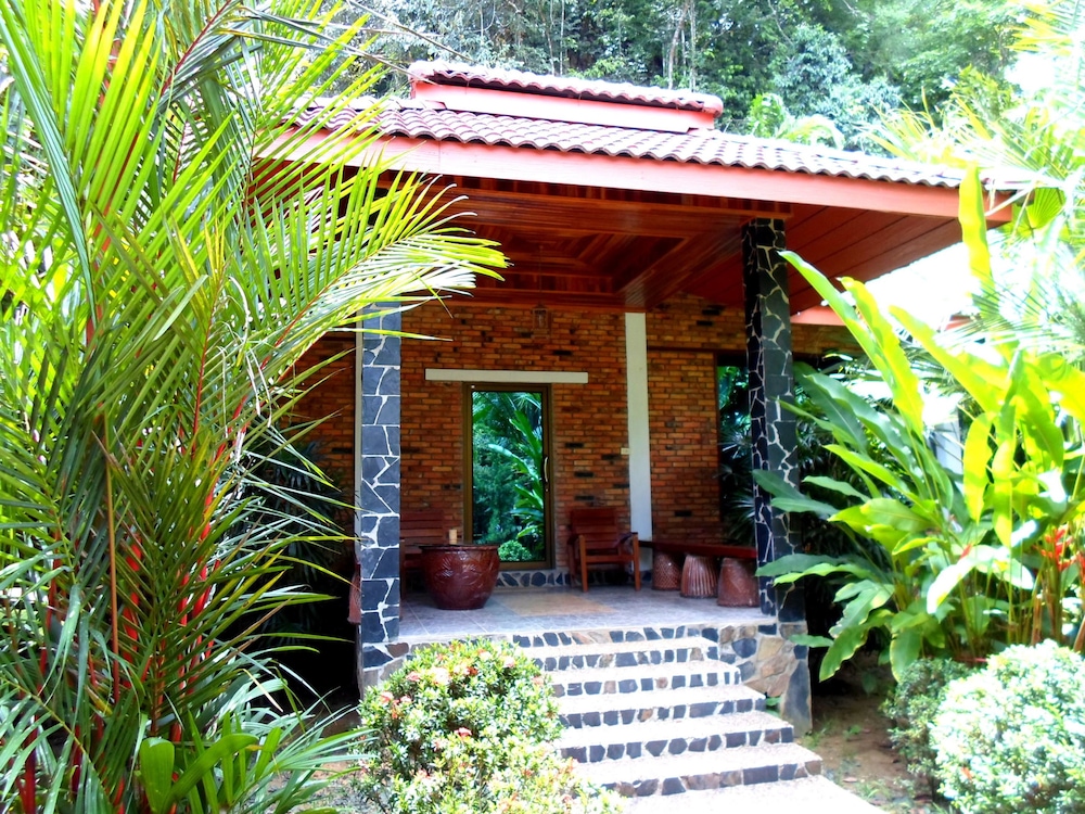Hotel Khao Sok & Spa