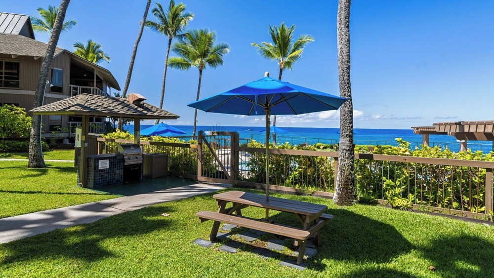 Sunset & Golf Course Views - AC & Wifi - Shady Lanai! - Vrkcv