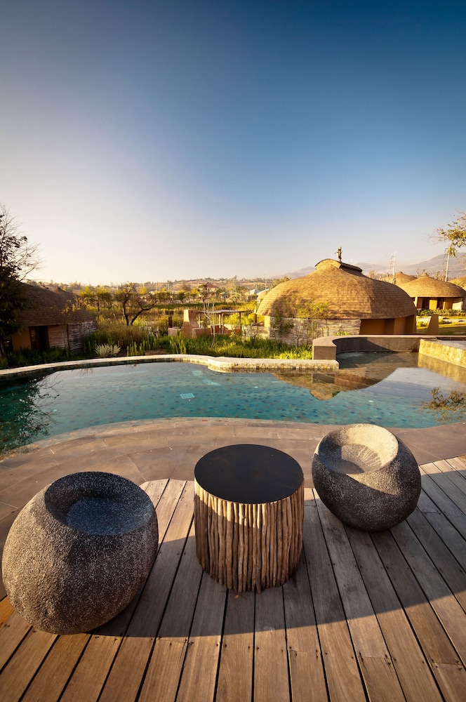 Montis Resort