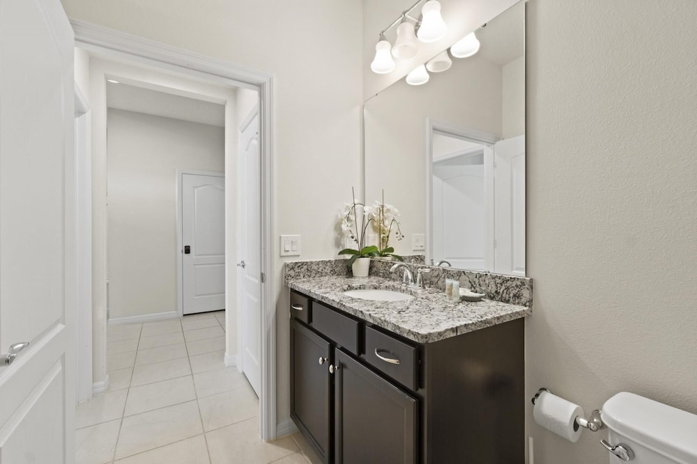 New Home- Beautiful Thematic Home With Pool Close to Disney - Image 5