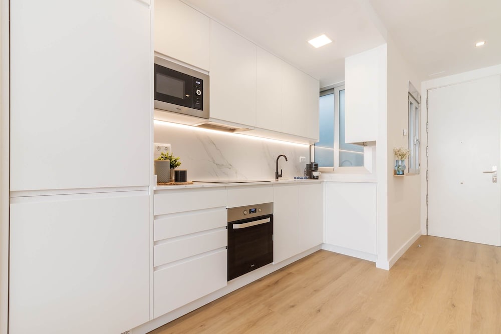 w Remarkable 1BR With Lovely Decor in Justicia