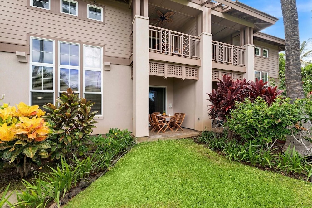 Colony S At Waikoloa Beach Resort #2204 2 Bedroom Condo by RedAwning