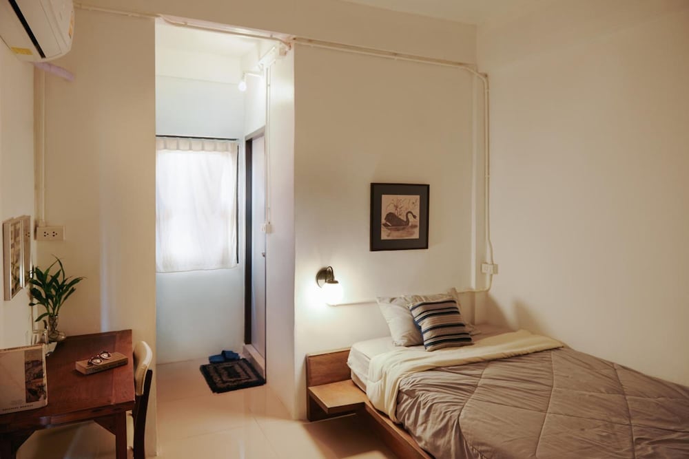 Nanan House Hostel