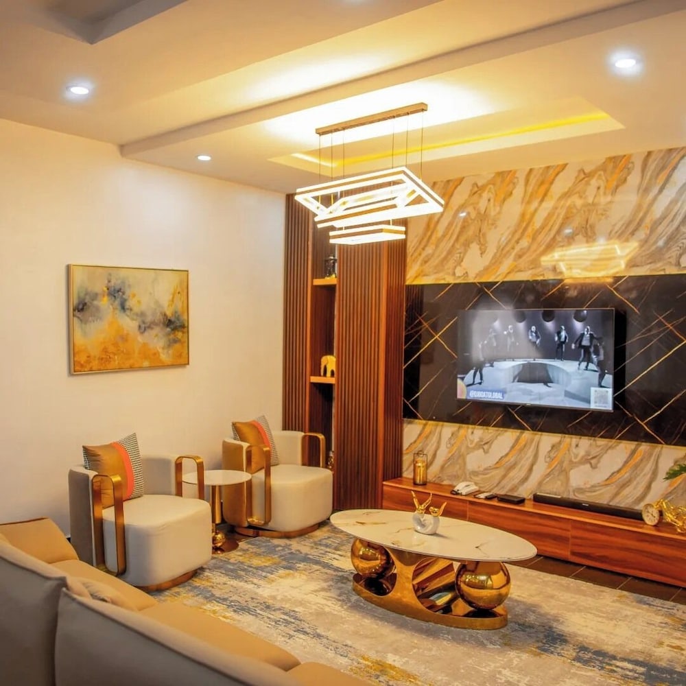 The Bond Apartment