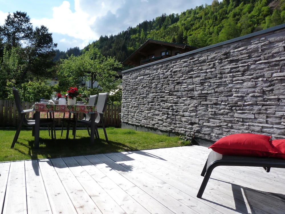 Apartment in Neukirchen by Ski Lift & Sauna