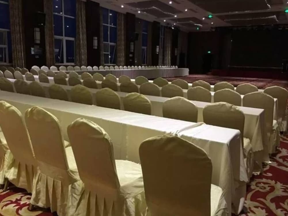 GreenTree Inn YanCheng XiangGang Road FuNing Passenger South Station Hotel