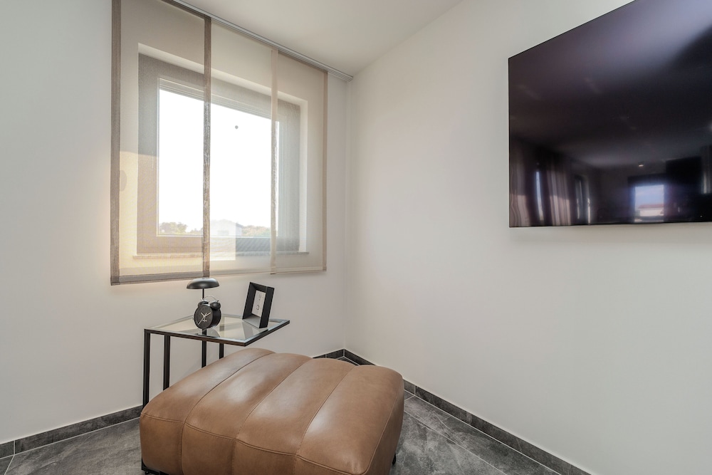 Penthouse Adela