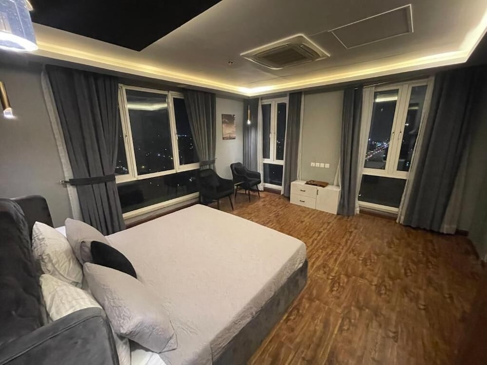 Air Reside Residency Apartment