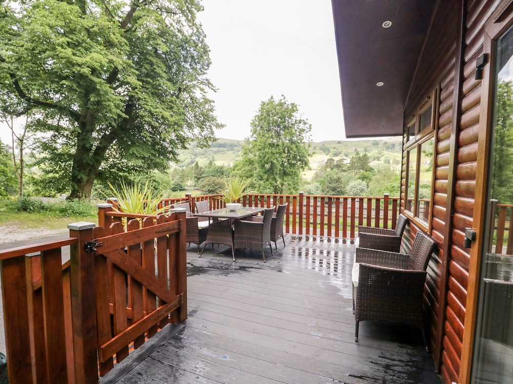 Ambleside Lodge