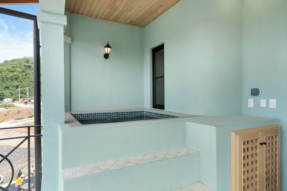 Stunning 3-BD Beachside Home with Small Pool
