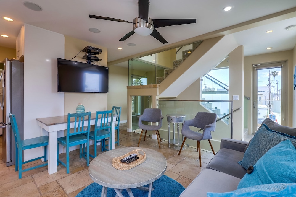 Ocean Breeze 1 & 2