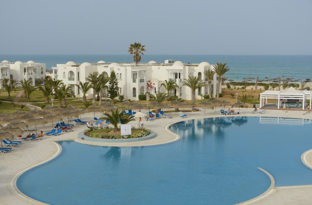 Aghir Vacations - Vincci Helios Beach - Property Image 1