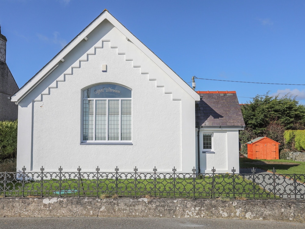 Capel Hermon view 2