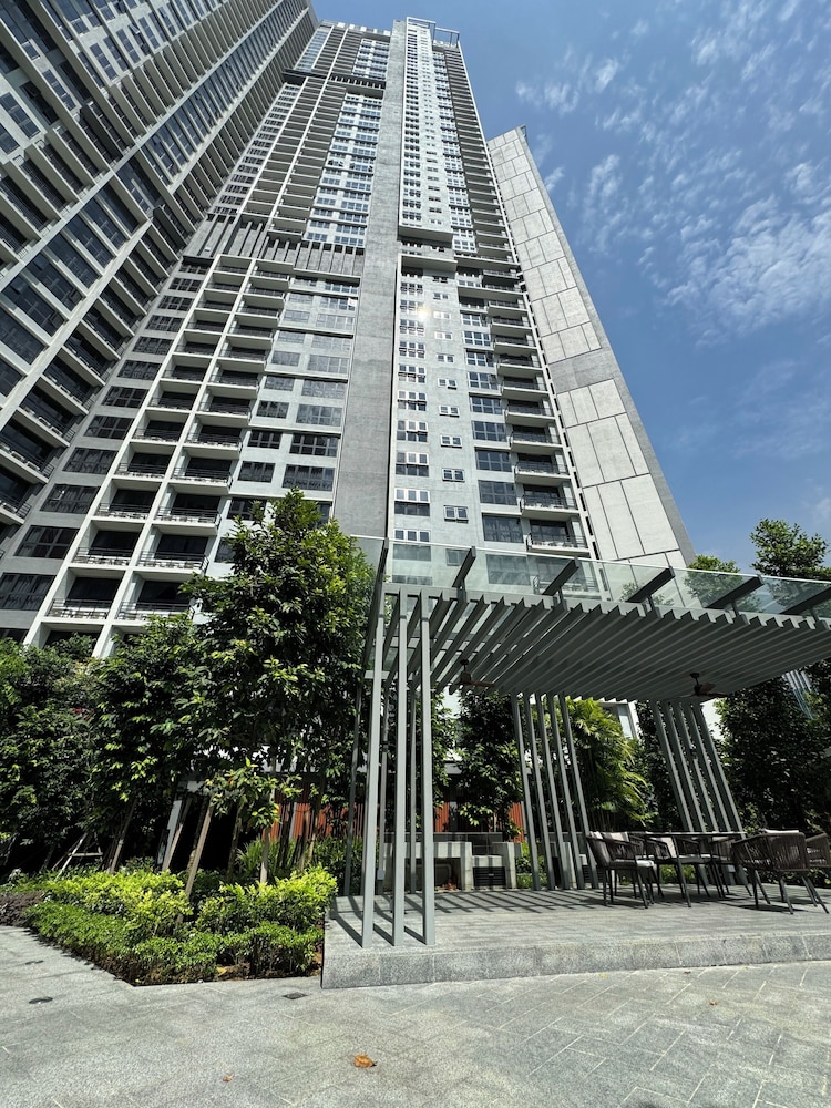 Agile Premium Service Suite KL