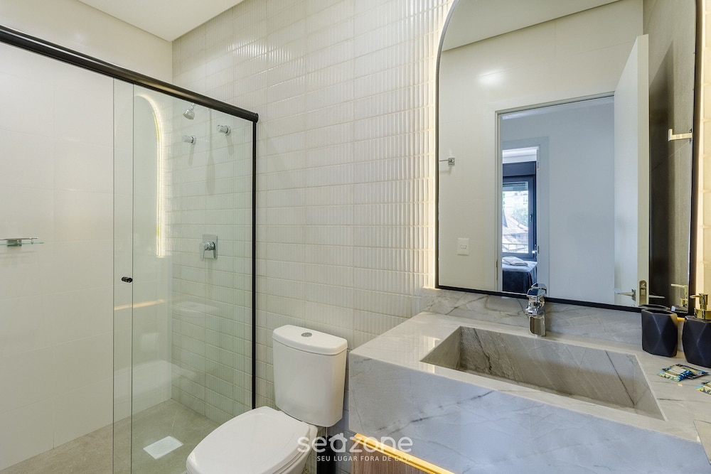Modern and Complete Stays in Gramados Tourist Center - Cbgs