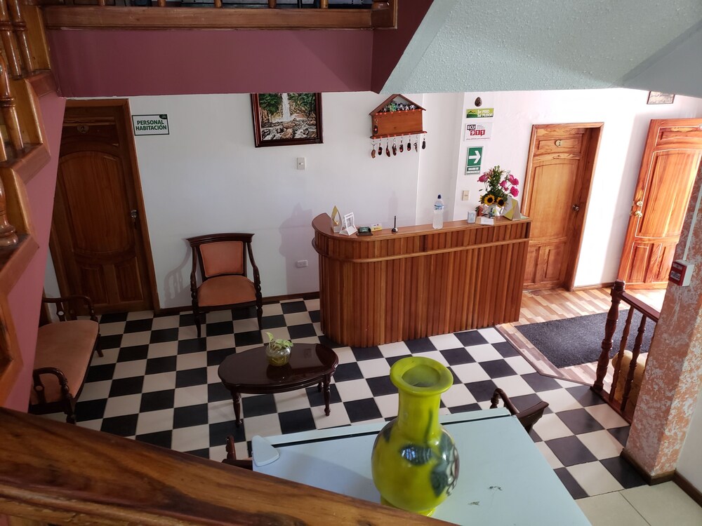 Hostal Monte Real