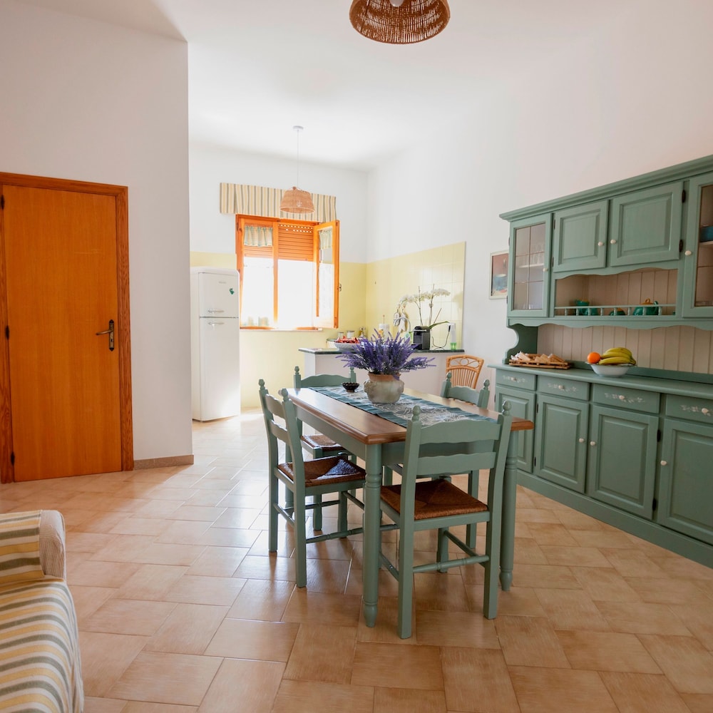 Villa Fil a by Pugliadamare