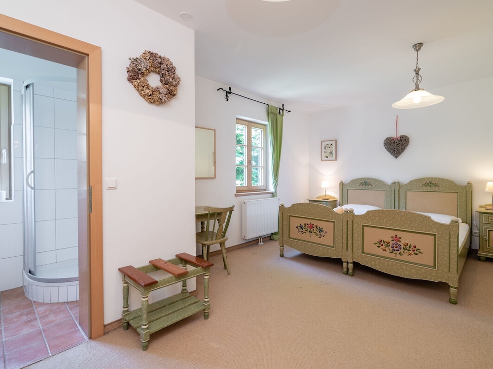 Spacious Villa in Zell am See near Ski Area view 3
