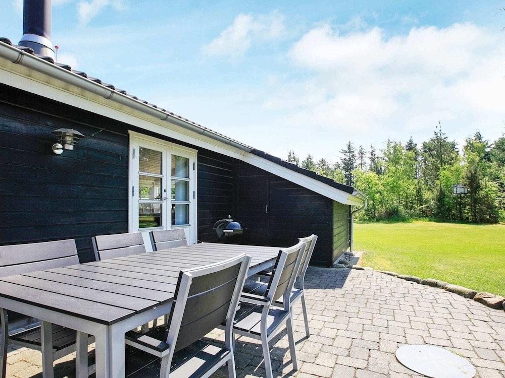6 Person Holiday Home in Jerup