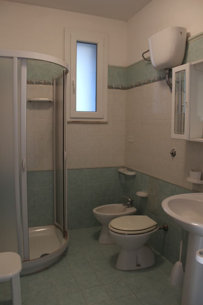 La Lanterna delle Fate en Otranto — bathroom
