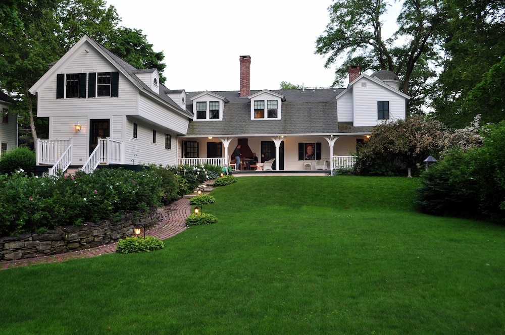 Bar Harbor Vacations - Stone Throw Cottage - Property Image 20