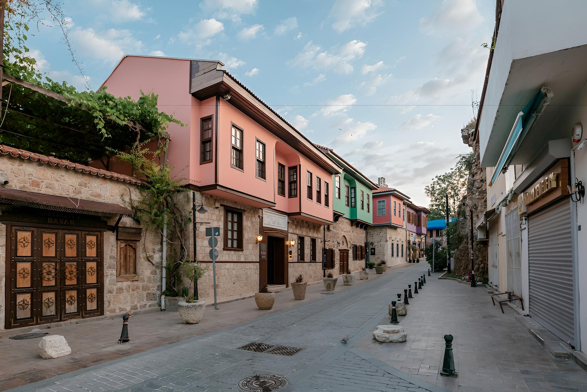 Kaucuk Hotel