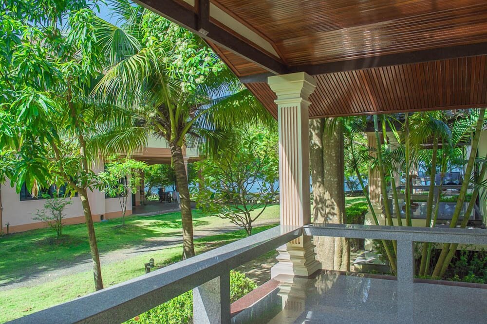 Coral Resort