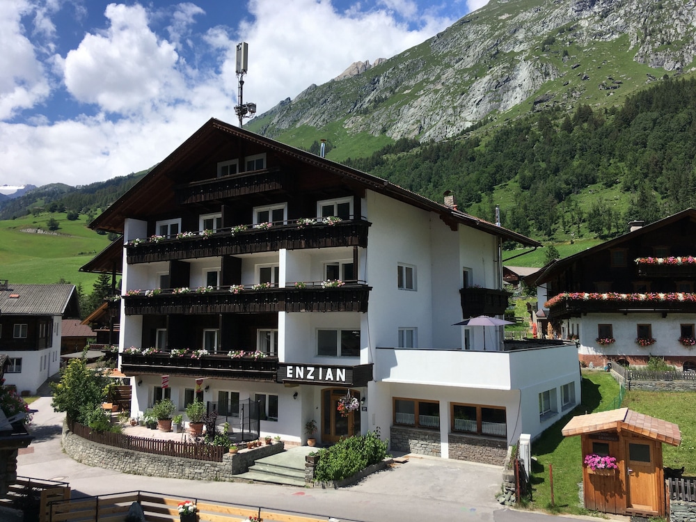 Gästehaus Enzian