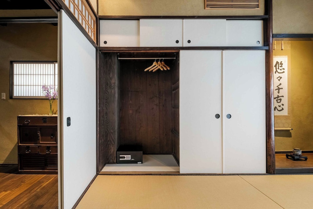 Nishijin Isa view 3