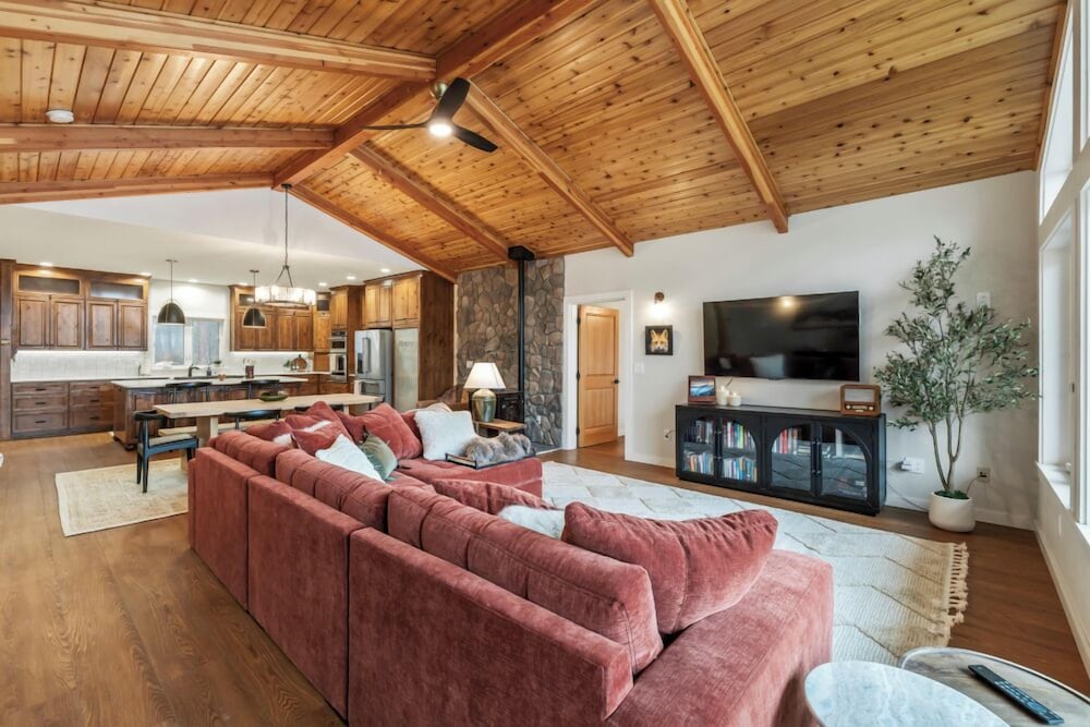 Chiloquin Ridge River Retreat