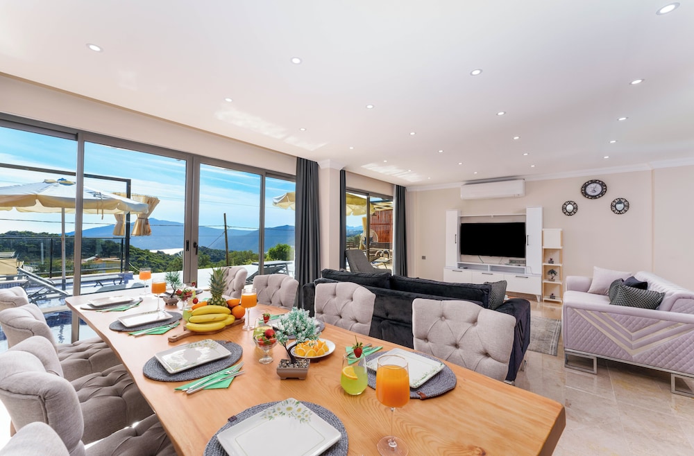 Grand Emora Villas