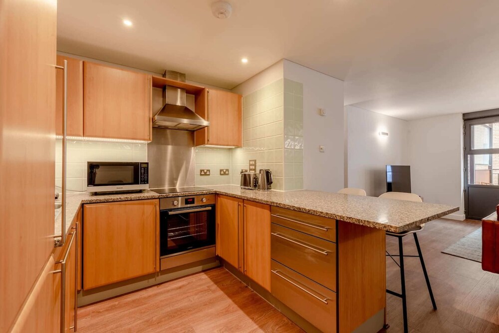Modern And Spacious 2 Bedroom in Central London