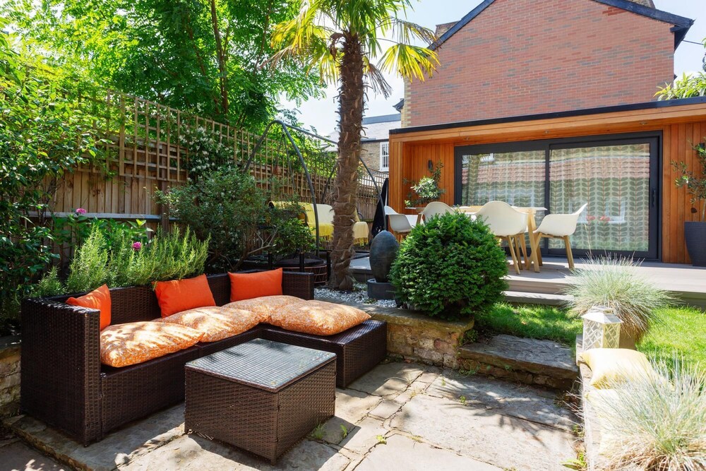 outdoor bbq area