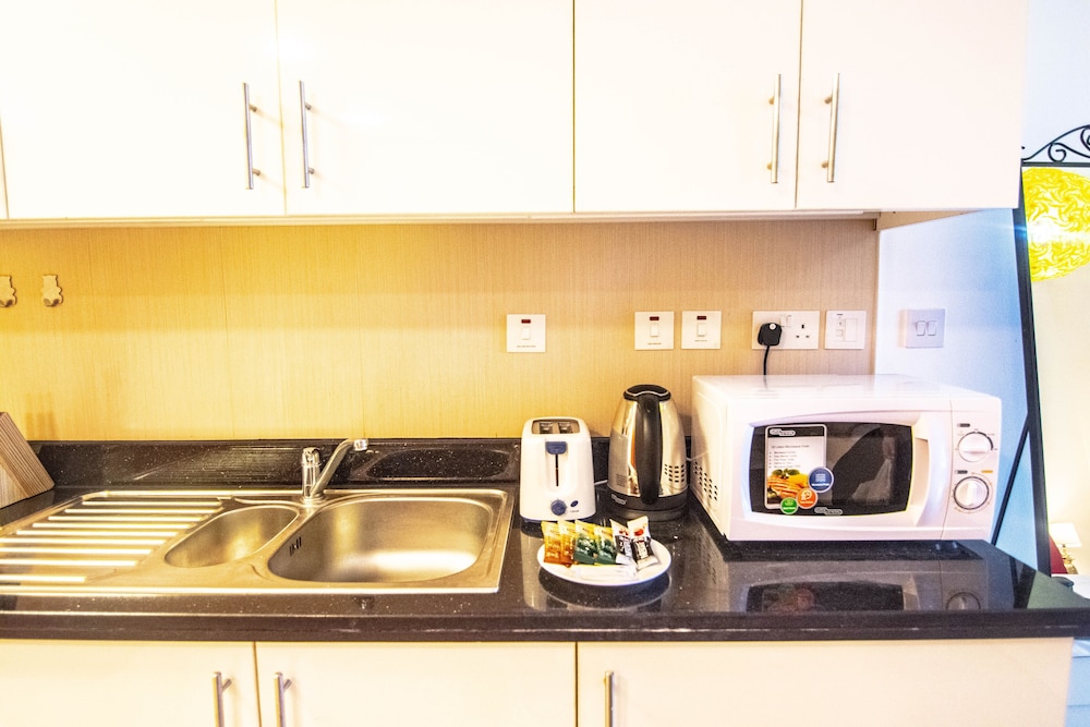 Lux BnB Park Towers Stylsih Studio