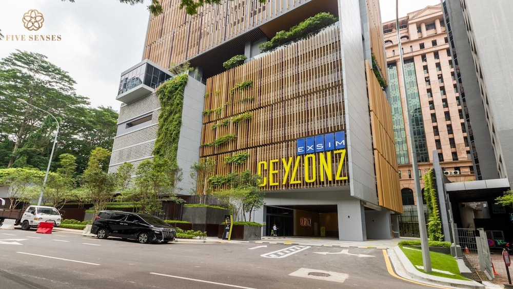 Ceylonz Suite by Five Senses