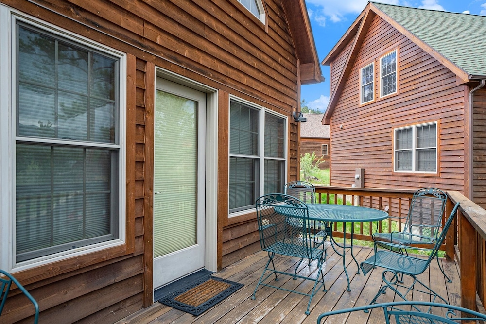 Solitude Condos - Estes Park CO