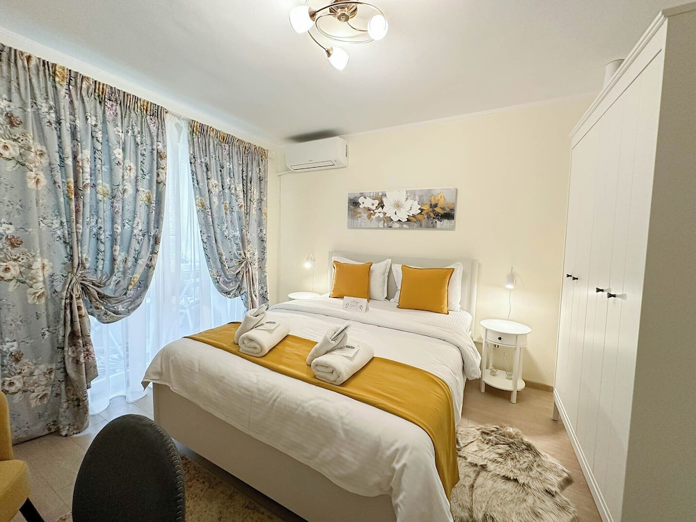 Sunrise Apartments City Center