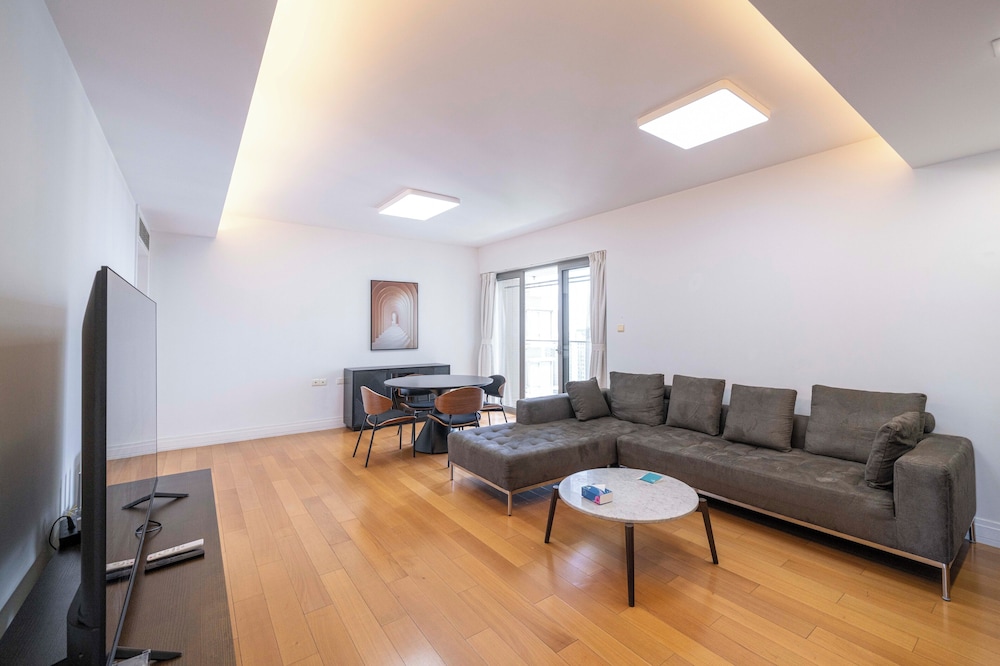 Tyms Family 3BR 2BA Apt Xujiahui Metro